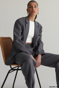 BLAZER AND TROUSER GREY